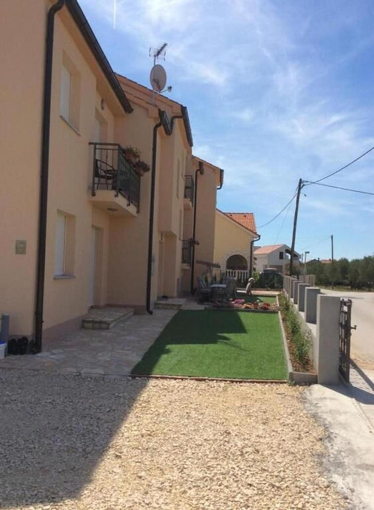 Apartments Lipovica Sukošan Exterior foto
